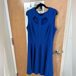 Knee length sleeveless dress
